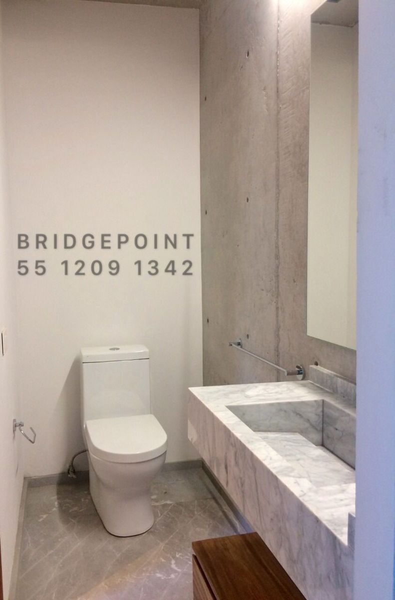 16 of 27: BAÑO COMPLETO DE LA SEGUNDA RECÁMARA / ESTUDIO 