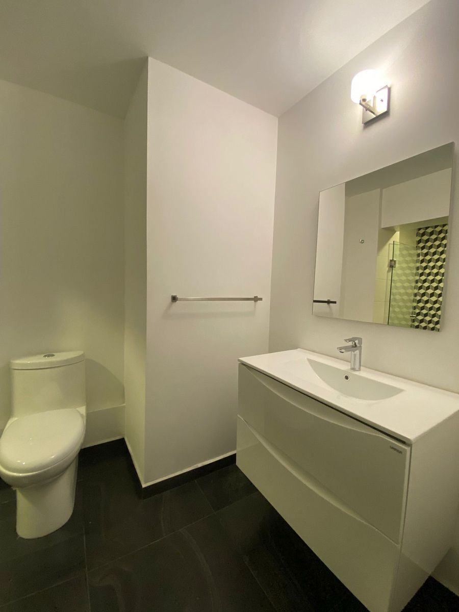 10 de 16: Baño Recámara 2 y 3