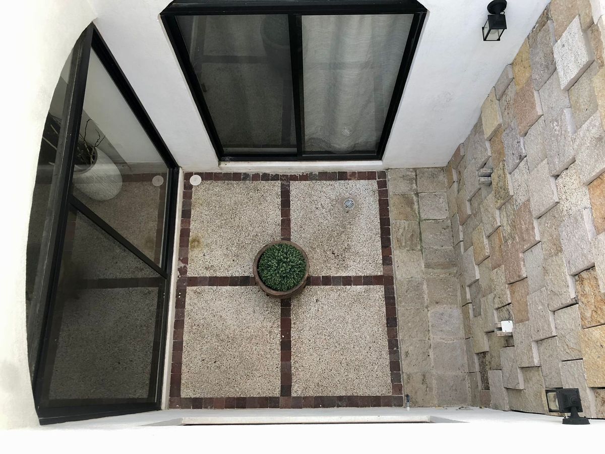 Patio interno, foto 13 de 23