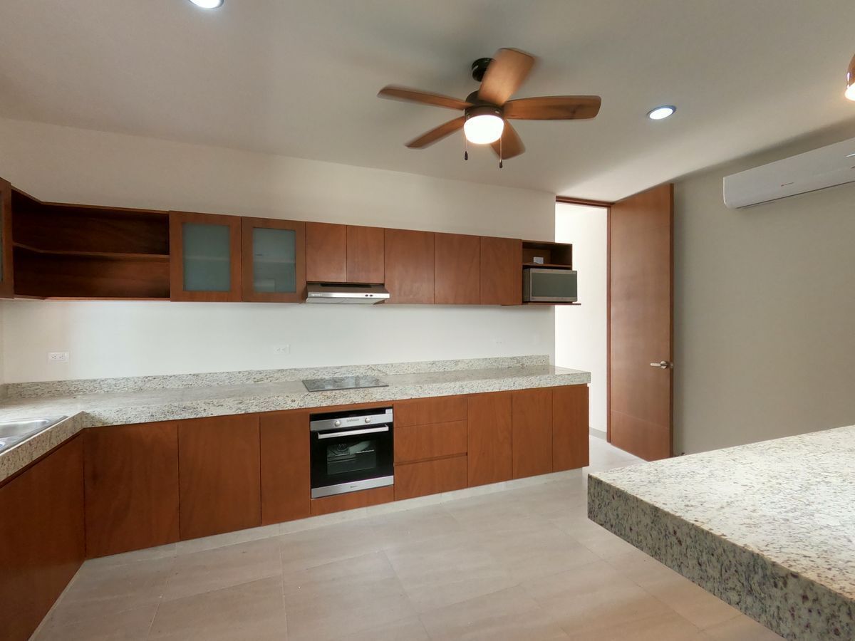 4 de 35: Cocina Residencial Olisea Cholul Mérida