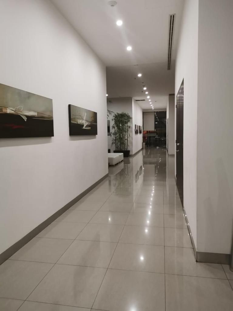 3 de 28