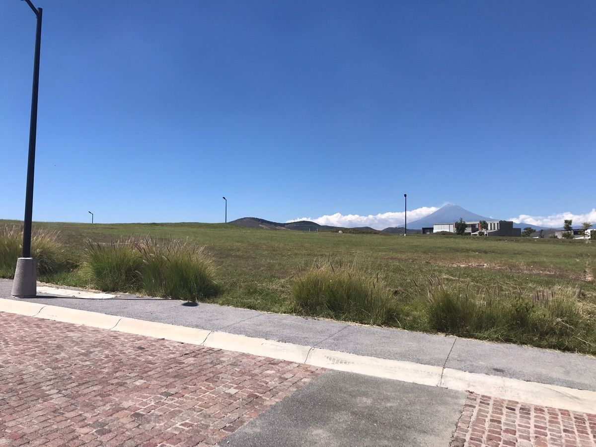 2 de 10: Terreno