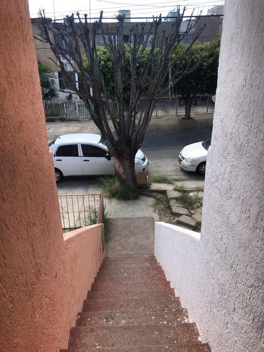 3 de 15