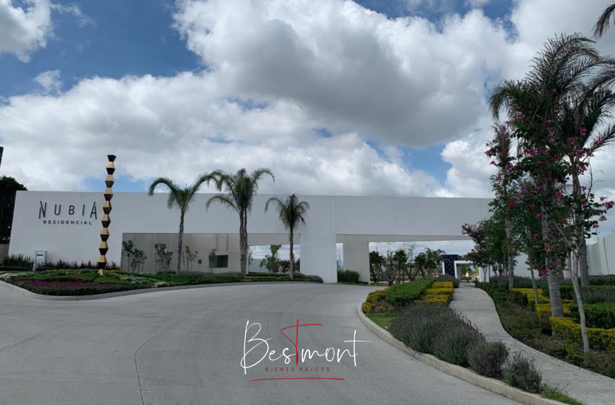 1 de 12: Acceso a Nubia Residencial