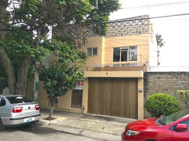 Casa para Oficina en Col. Ladron de Guevara, Guadalajara, Jal., foto 1 de 17