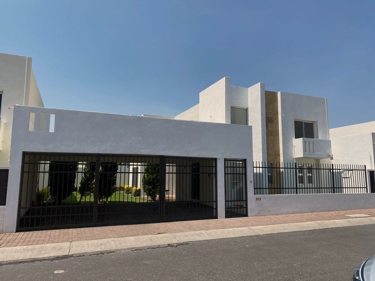 CASA EN VENTA EN QUERETARO, JURIQUILLA