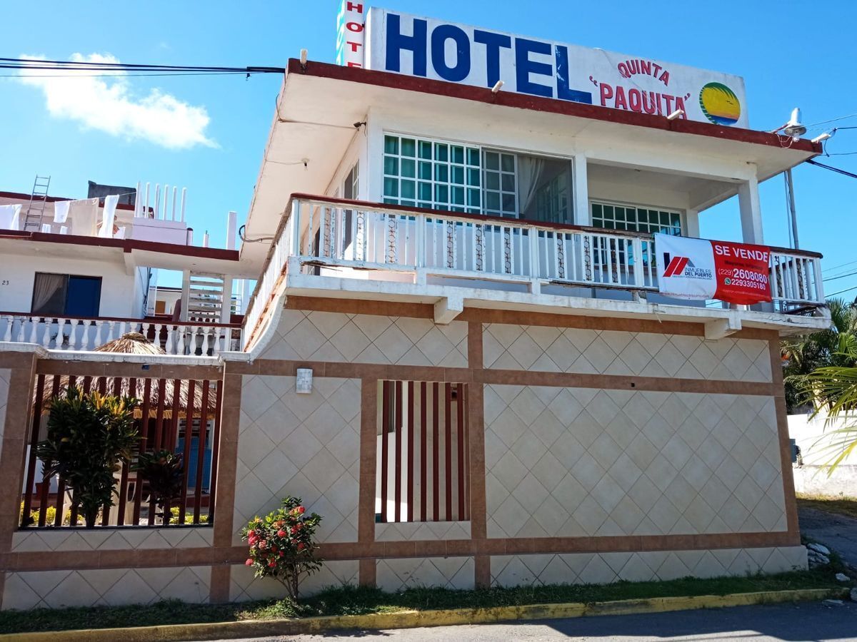 https://assets.easybroker.com/property_images/2609552/40860653/EB-IZ9552.jpeg?version=1637622753