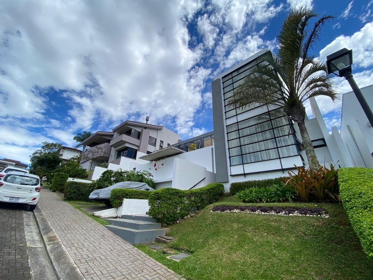 Se ALQUILA apartamento amueblado, en Altamonte, foto 1 de 20