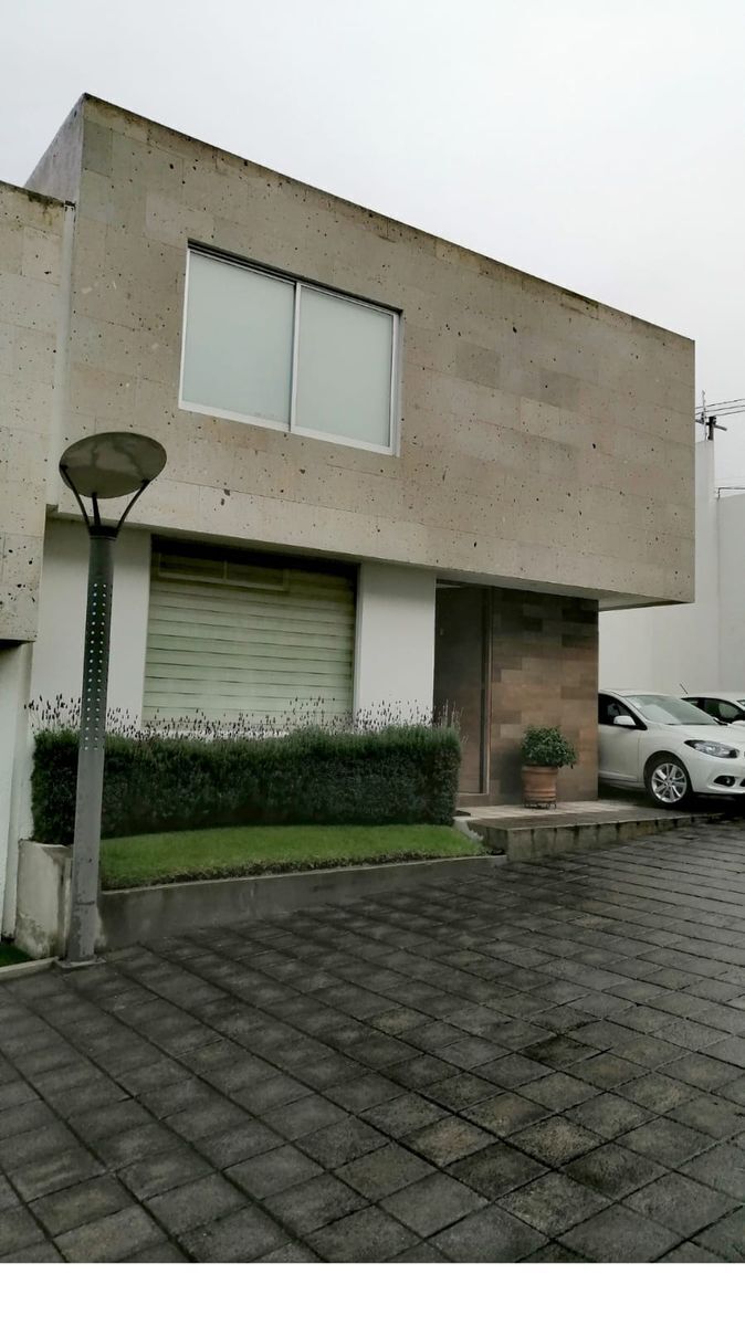 Formidable Casa en Lago de Guadalupe,