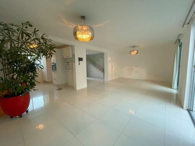 6 de 30: sala y comedor