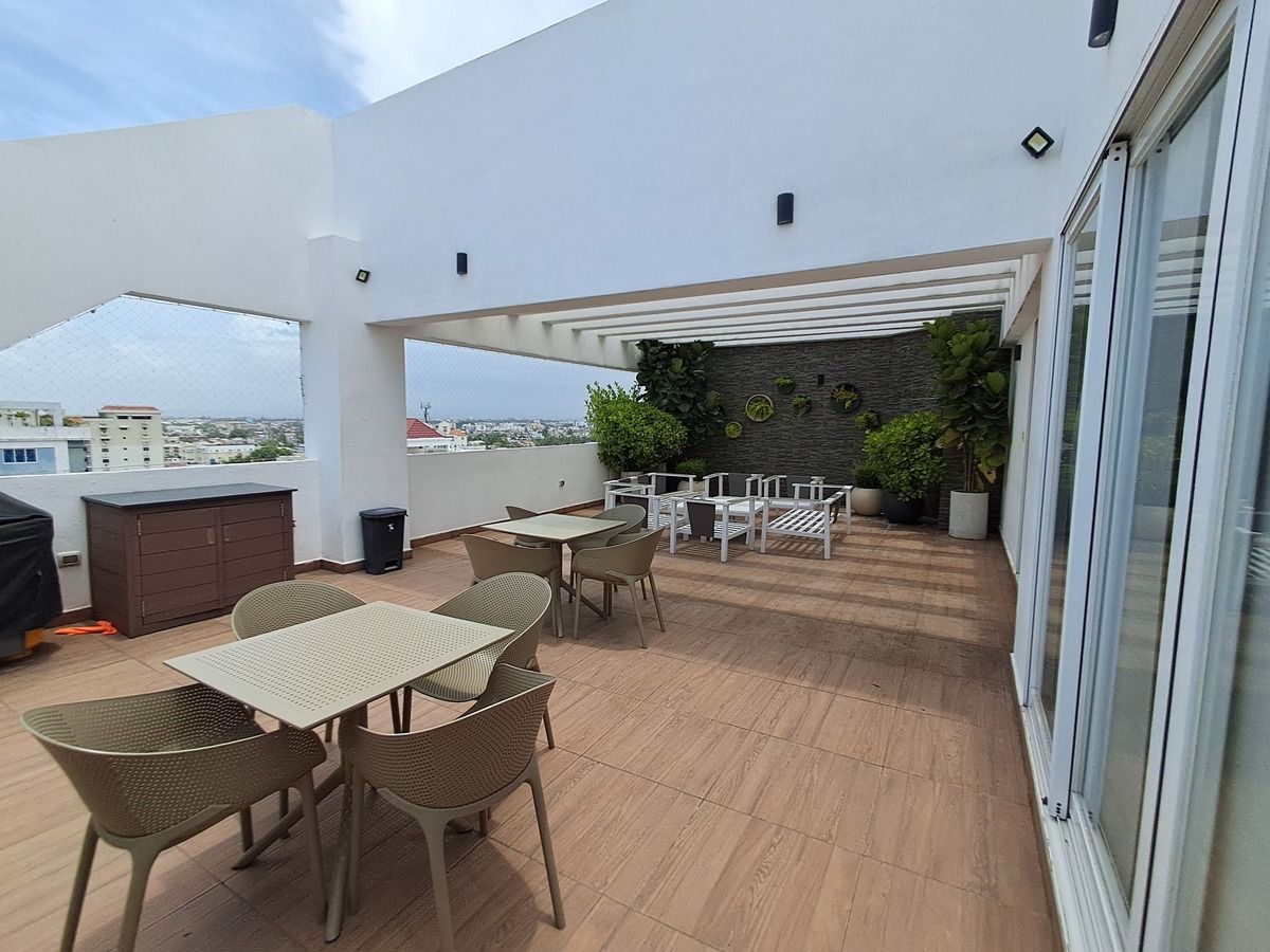 1 of 24: Terraza