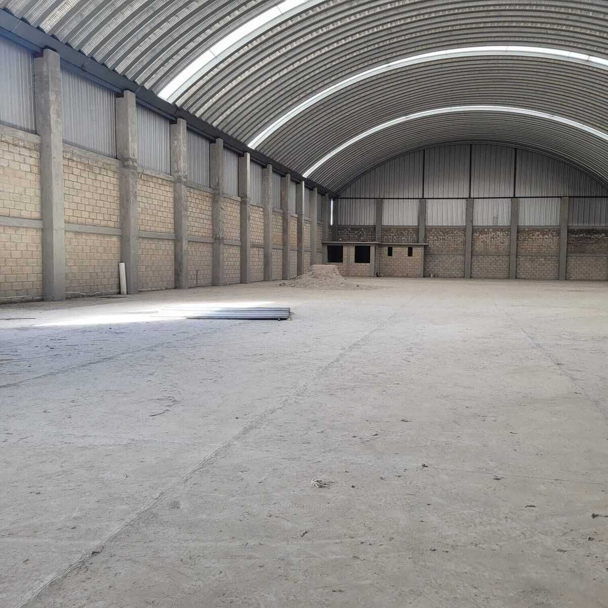 3 of 4: cuenta con oficinas