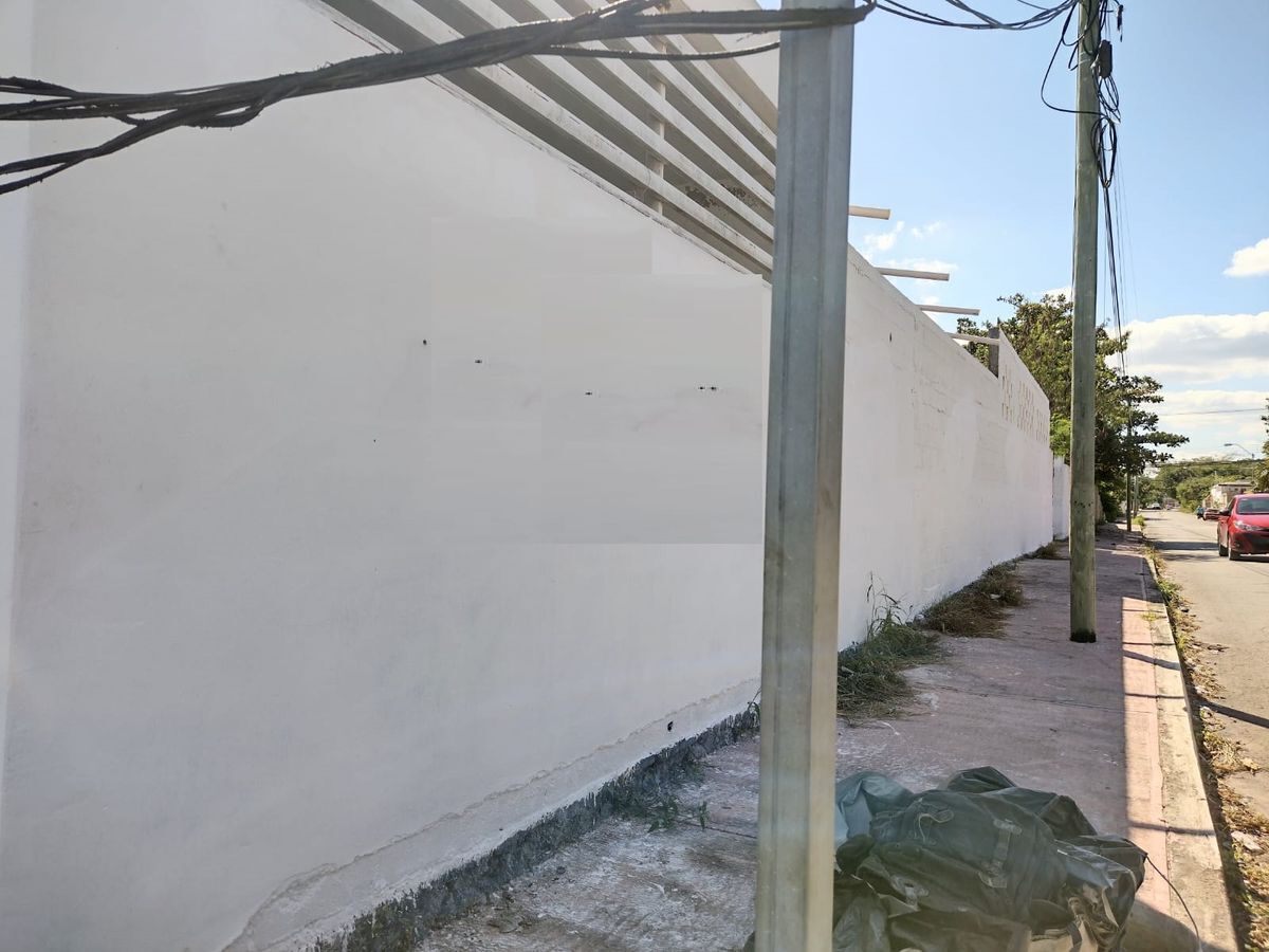 Terreno con local en renta en avenida, Pedregales de Lindavista, Mérida,  Yucatán