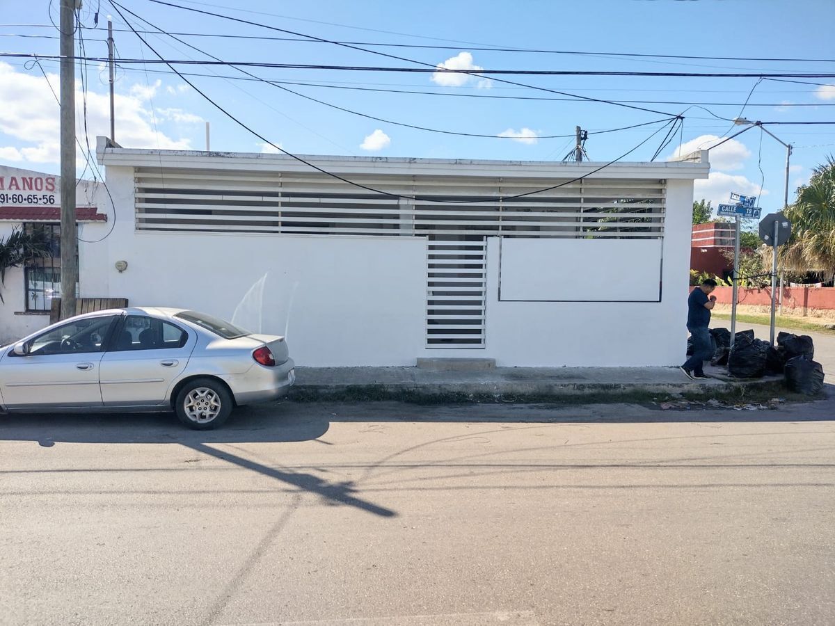 Terreno con local en renta en avenida, Pedregales de Lindavista, Mérida,  Yucatán