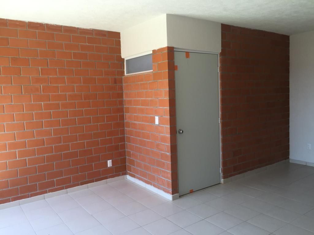 2 de 12: entrada al departamento