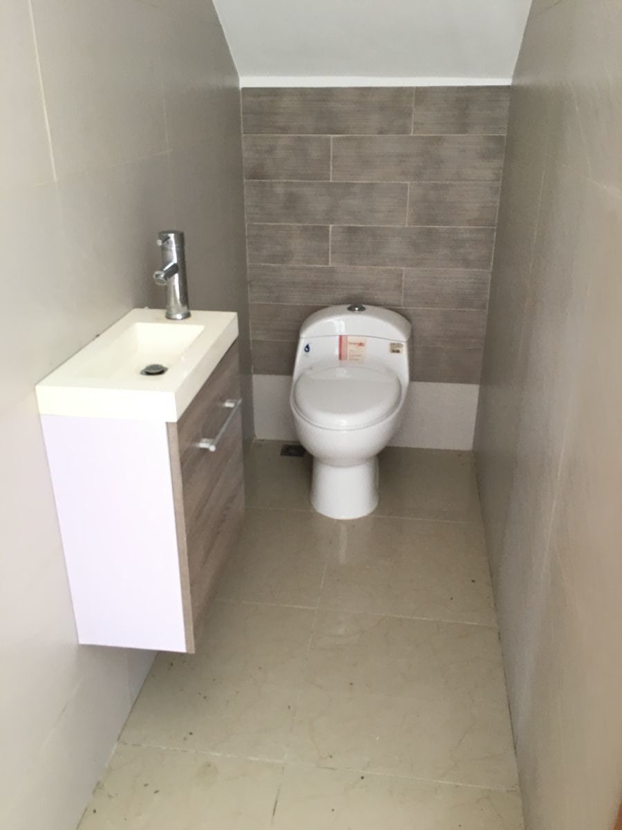 Venta casa estilo duplex, 3 dormitorios. Residencial privado. Arroyo ...