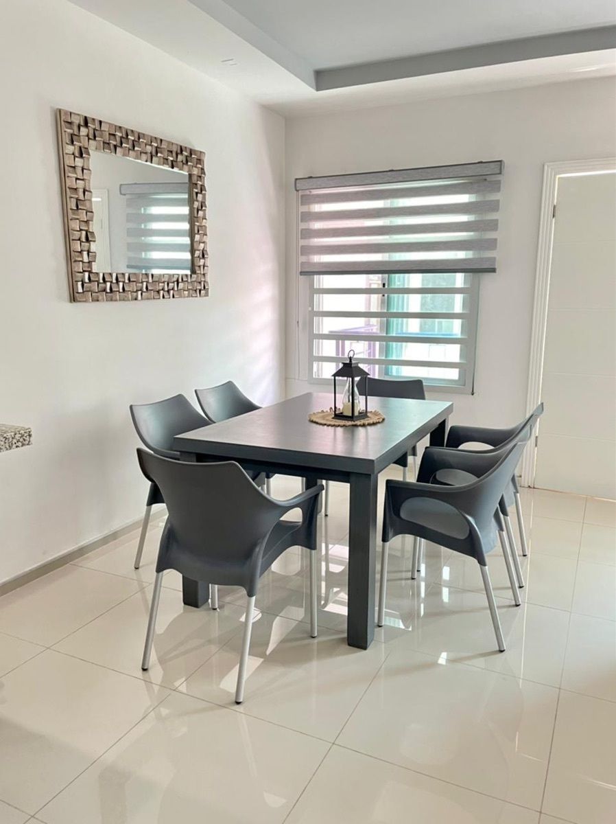 4 de 17: Comedor
