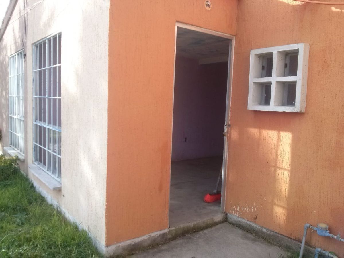 VENTA CASA EN CONJUNTO URBANO LA TRINIDAD ZUMPANGO, EDO. MEX PRECIO A  NEGOCIAR