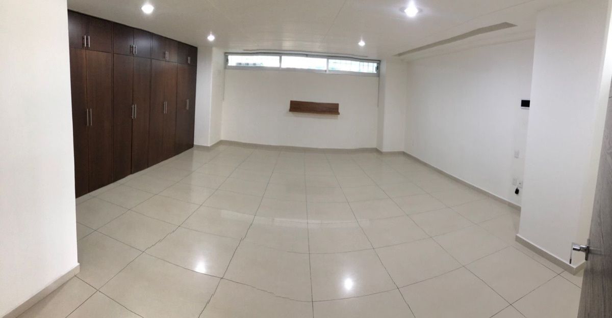 Departamento en planta baja de 3 recamaras en Providencia