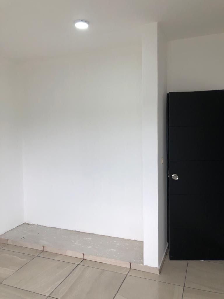 3 de 9: closet