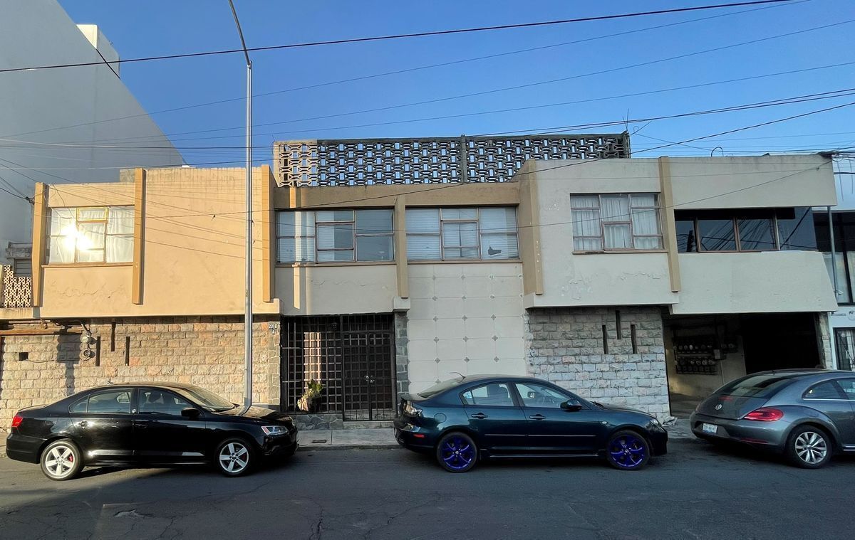 1 de 17: Fachada Edificio