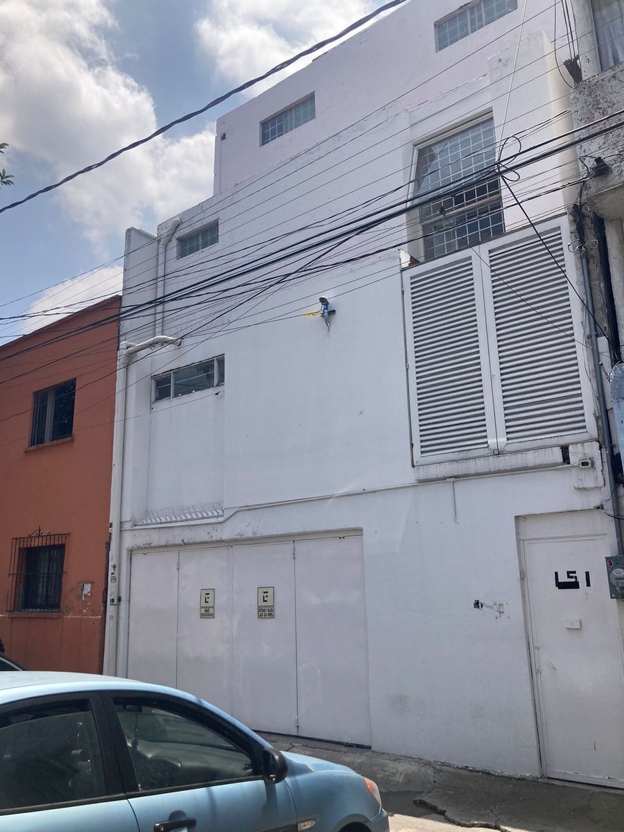 BODEGA, ALMACEN, CENTRO DE DISTRIBUCION, LOCAL EN PB EN RENTA EN LA OBRERA