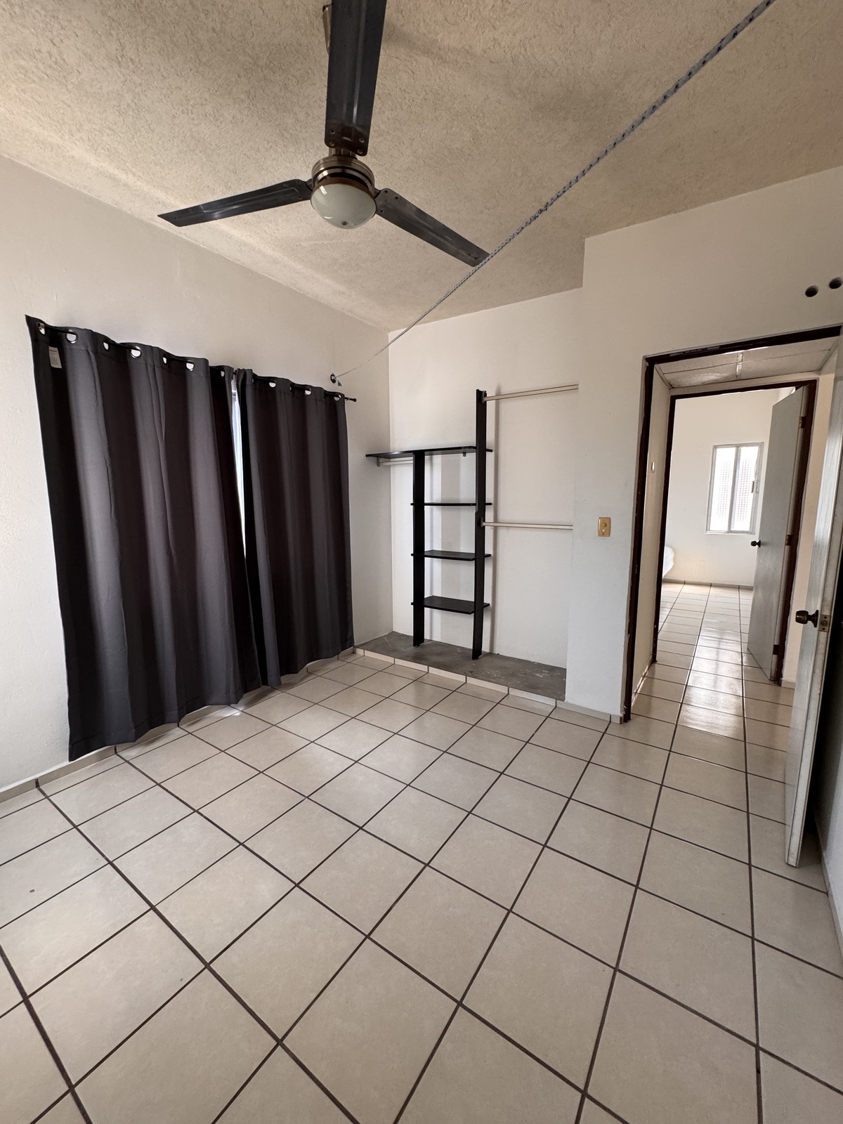 Habitación con Ventilador