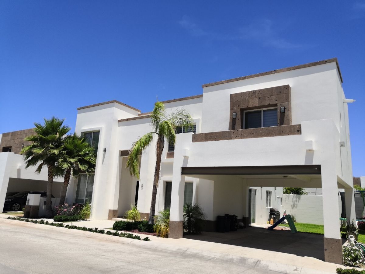 En venta lujosa casa en La Rioja Poniente en Hermosillo, Sonora