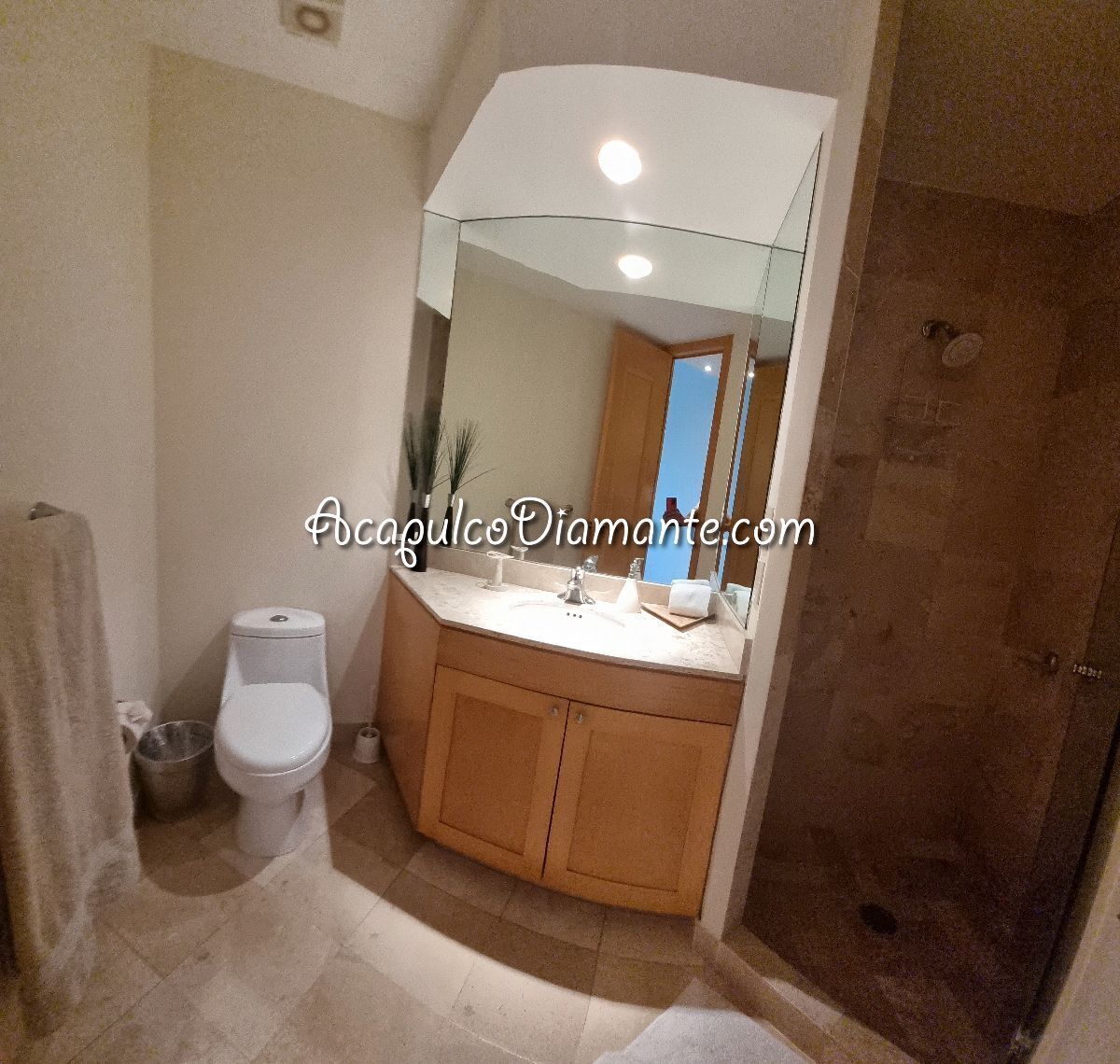 31 de 34: baño de la 4ta recamara.