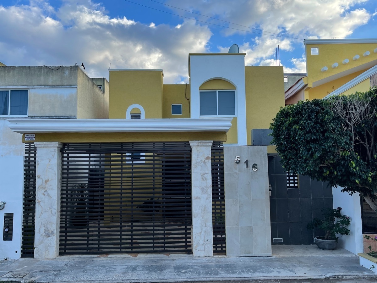 Hermosa Casa En Venta En Pensiones Vii Yucatán, 0 M², $ -  Allproperty