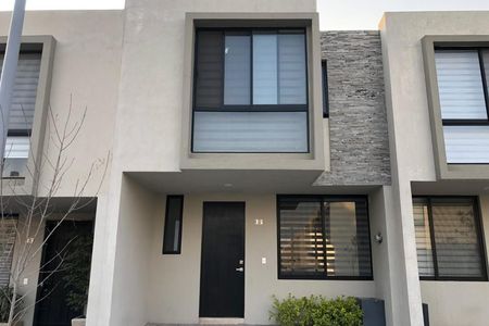 Casa en Venta y Renta en Zoi Sur Residencial, Col. Jardines de Santa Anita  | EasyBroker