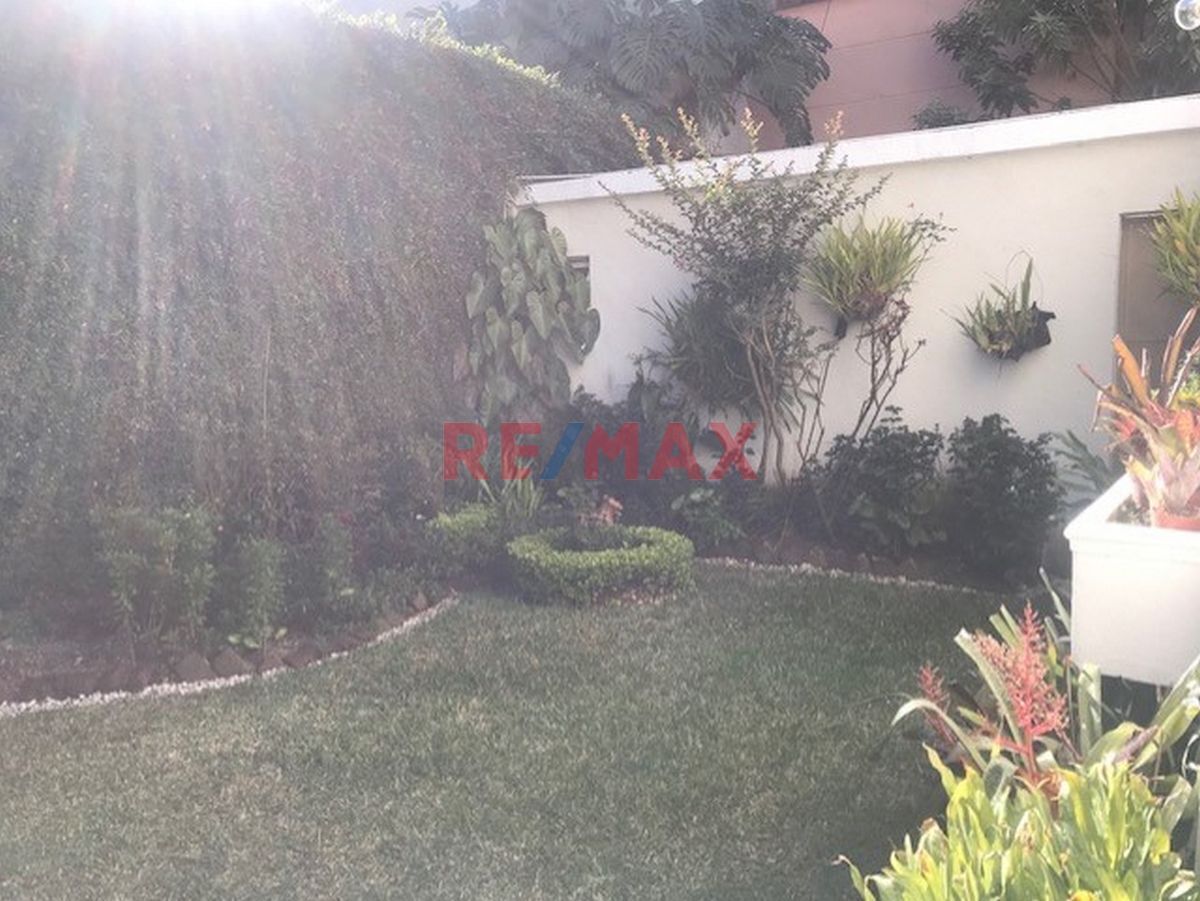 Casa en Venta Cond. El Bosque Zona 12 EasyBroker