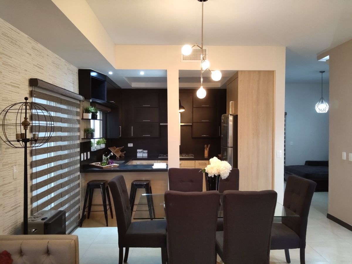 5 de 27: Comedor y cocina
