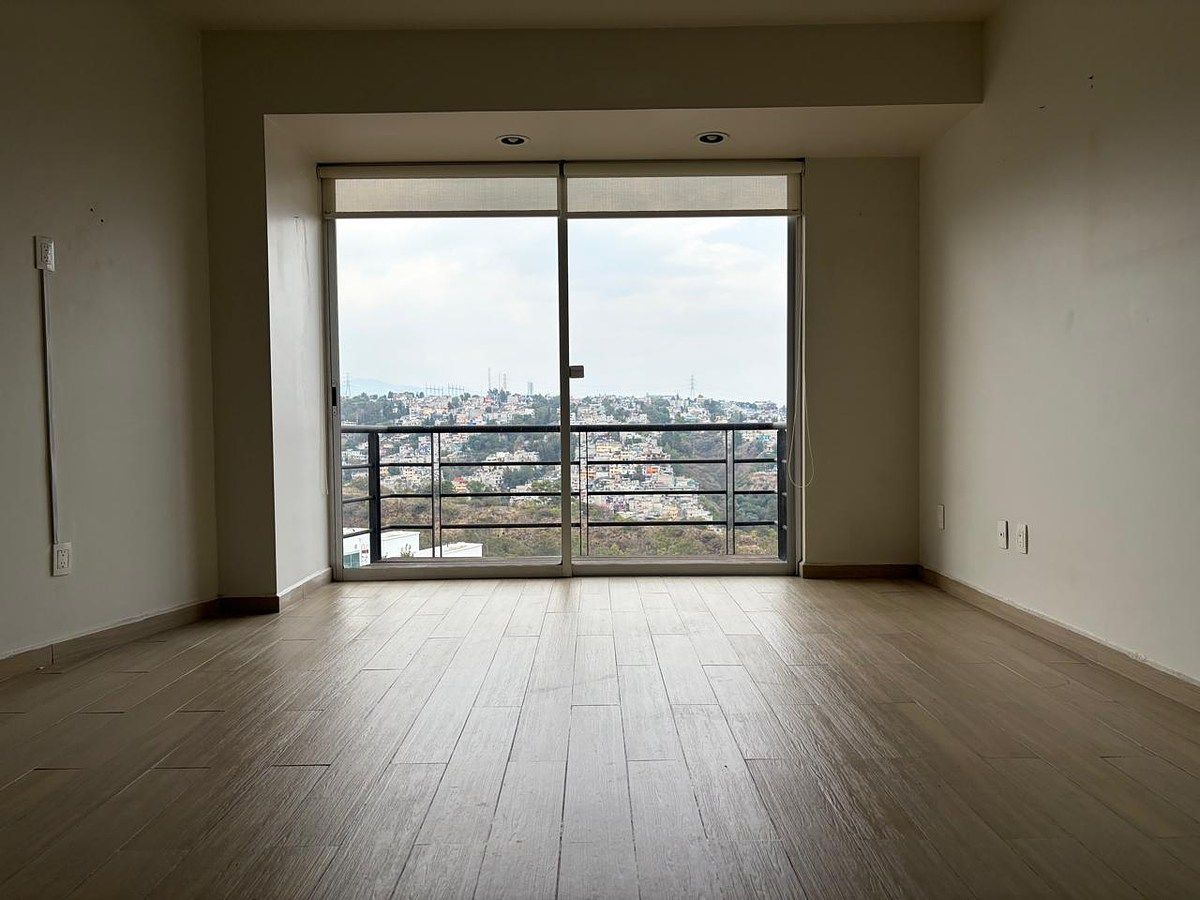 2 de 15: SALA - COMEDOR