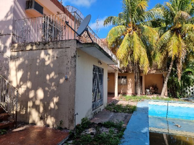 CASA EN VENTA 6 RECÁMARAS ALBERCA TICUL YUCATAN