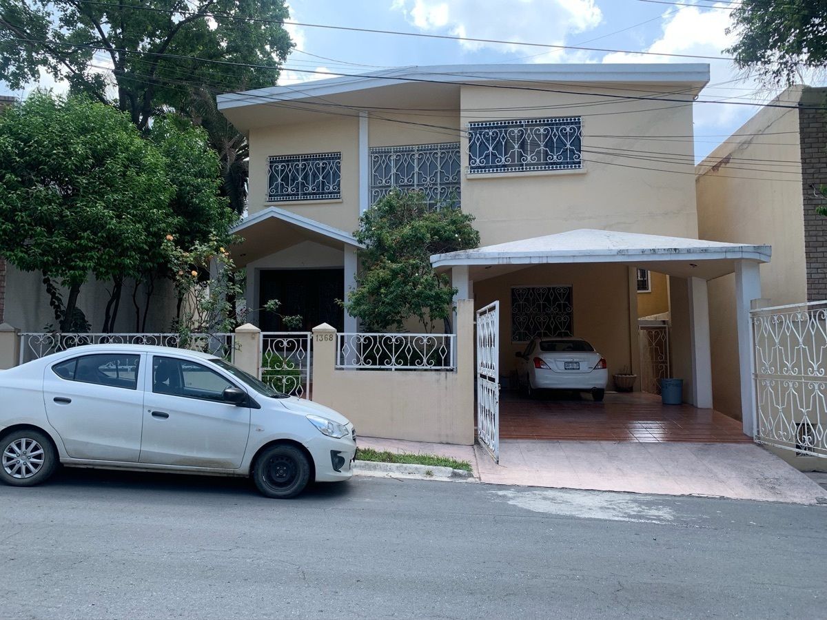 CASA EN VENTA LOMAS DEL VALLE