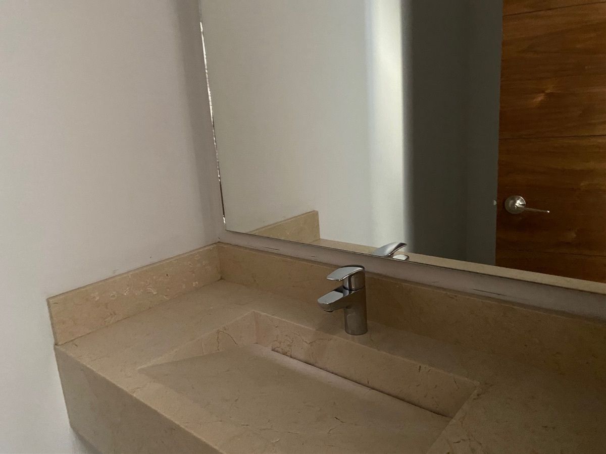 10 de 29: medio baño