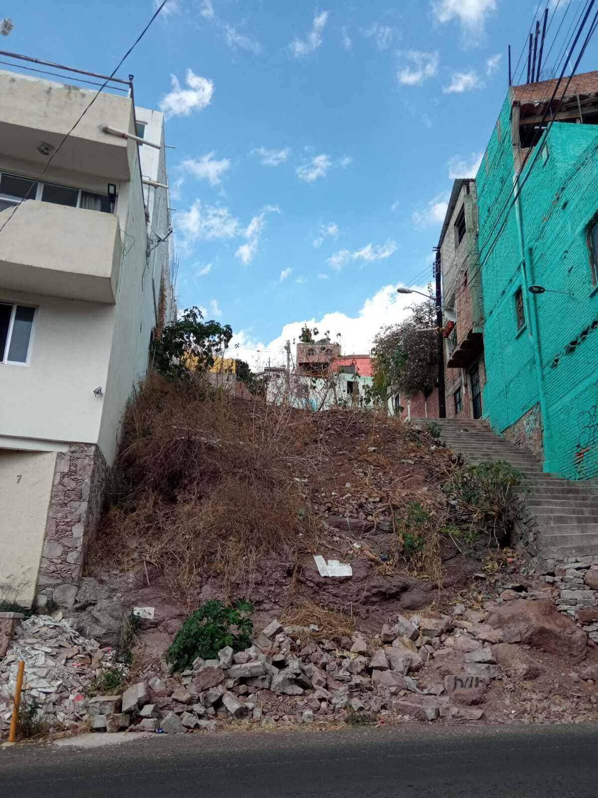 Terreno en venta por la Normal en Guanajuato