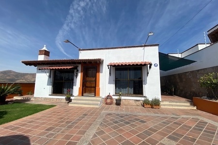 Casa con jardín en venta en Buróctaras, Guanajuato