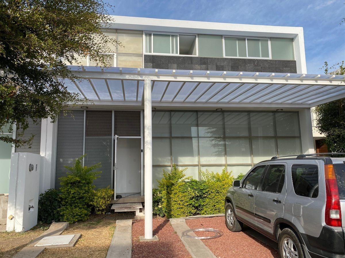 1 de 48: cochera para 3 autos