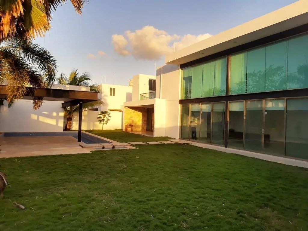 Preciosa casa en privada Altavista