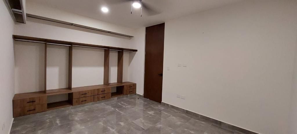 24 de 34: Modelo Ceiba