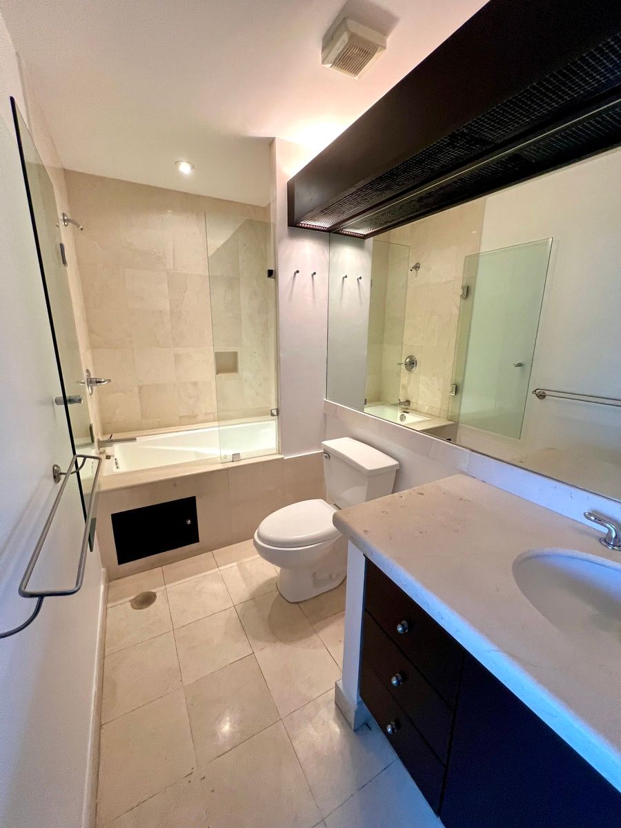 19 de 34: baño recámara secundaria