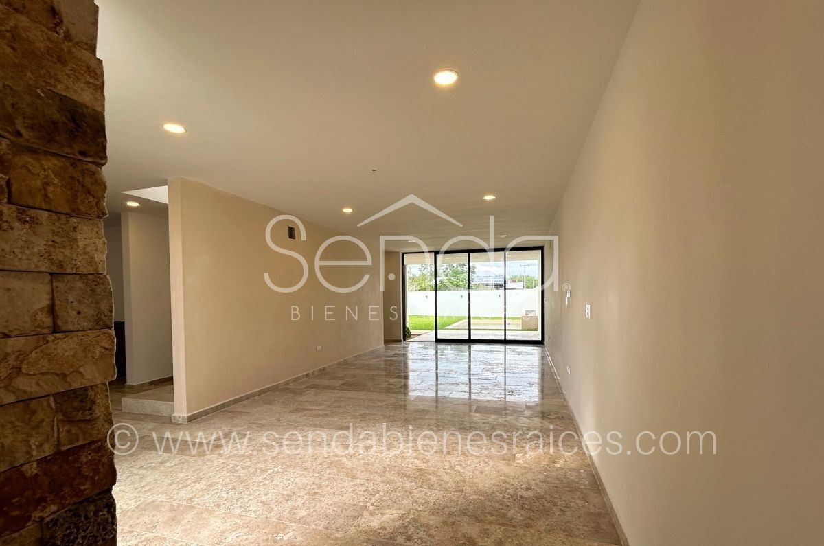 3 de 30: Entrada-Sala