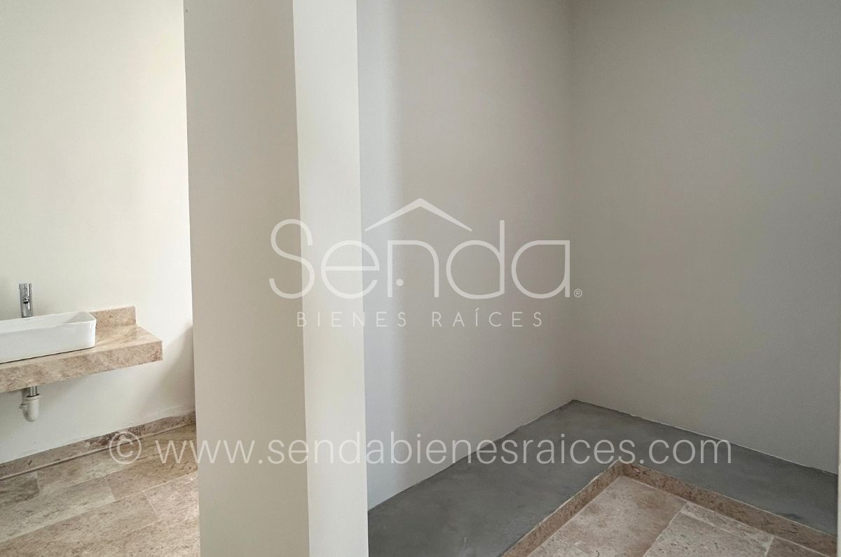 24 de 30: Closet-Baño