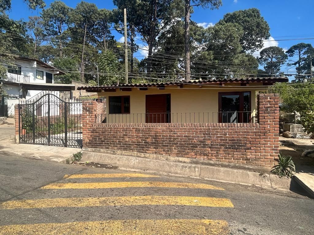 CASA EN RENTA, CASAS VIEJAS,VALLE DE BRAVO.