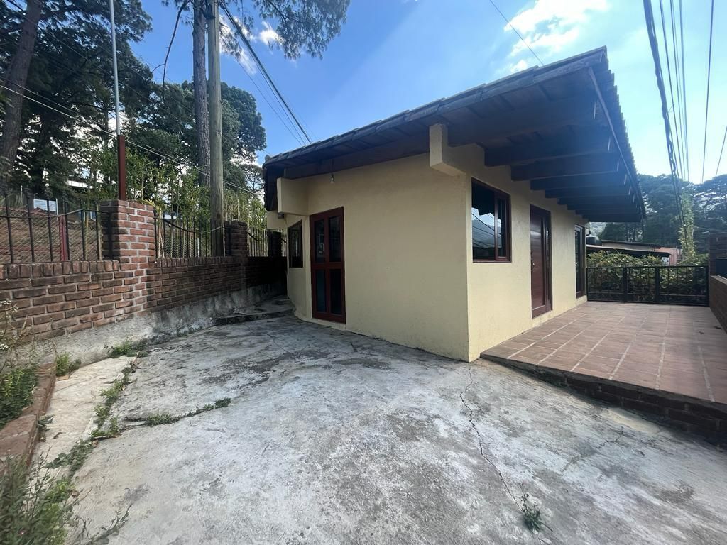 CASA EN RENTA, CASAS VIEJAS,VALLE DE BRAVO.