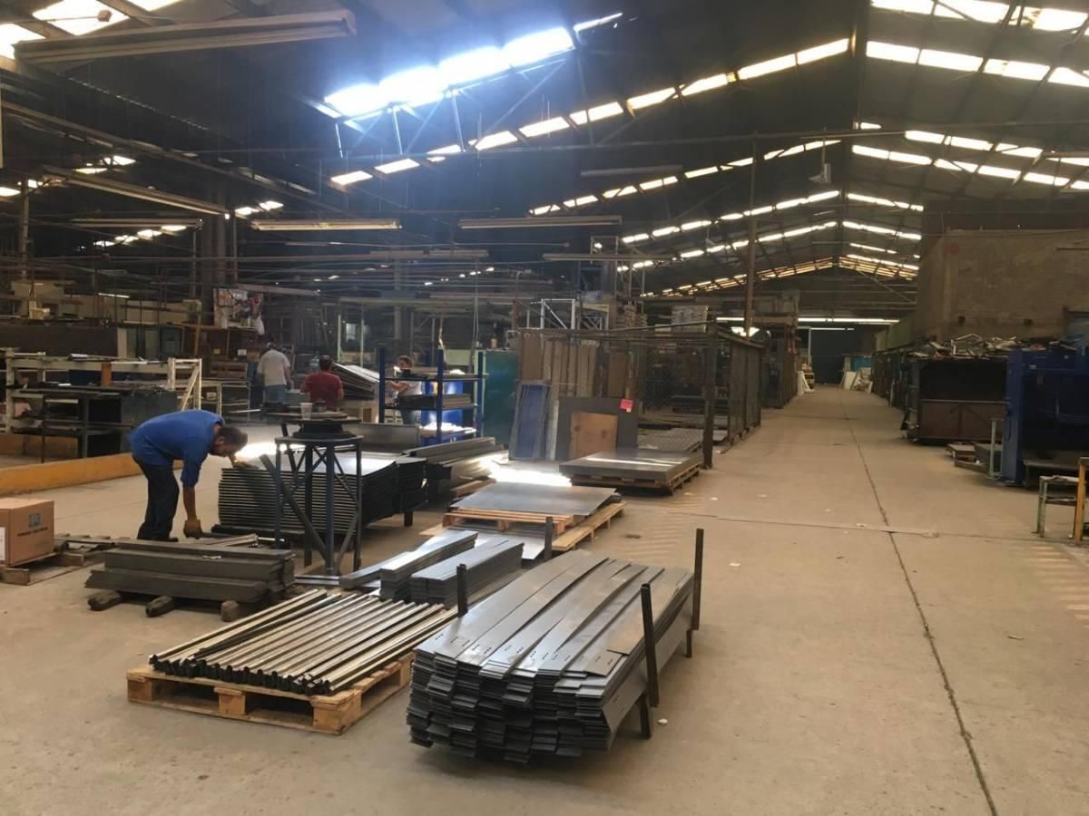Bodega Industrial en Venta con Oficinas en Ecatepec, Xalostoc - foto 1