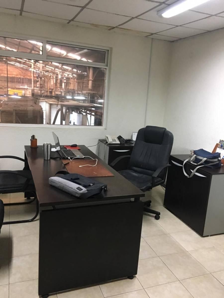 Bodega Industrial en Venta con Oficinas en Ecatepec, Xalostoc - foto 5