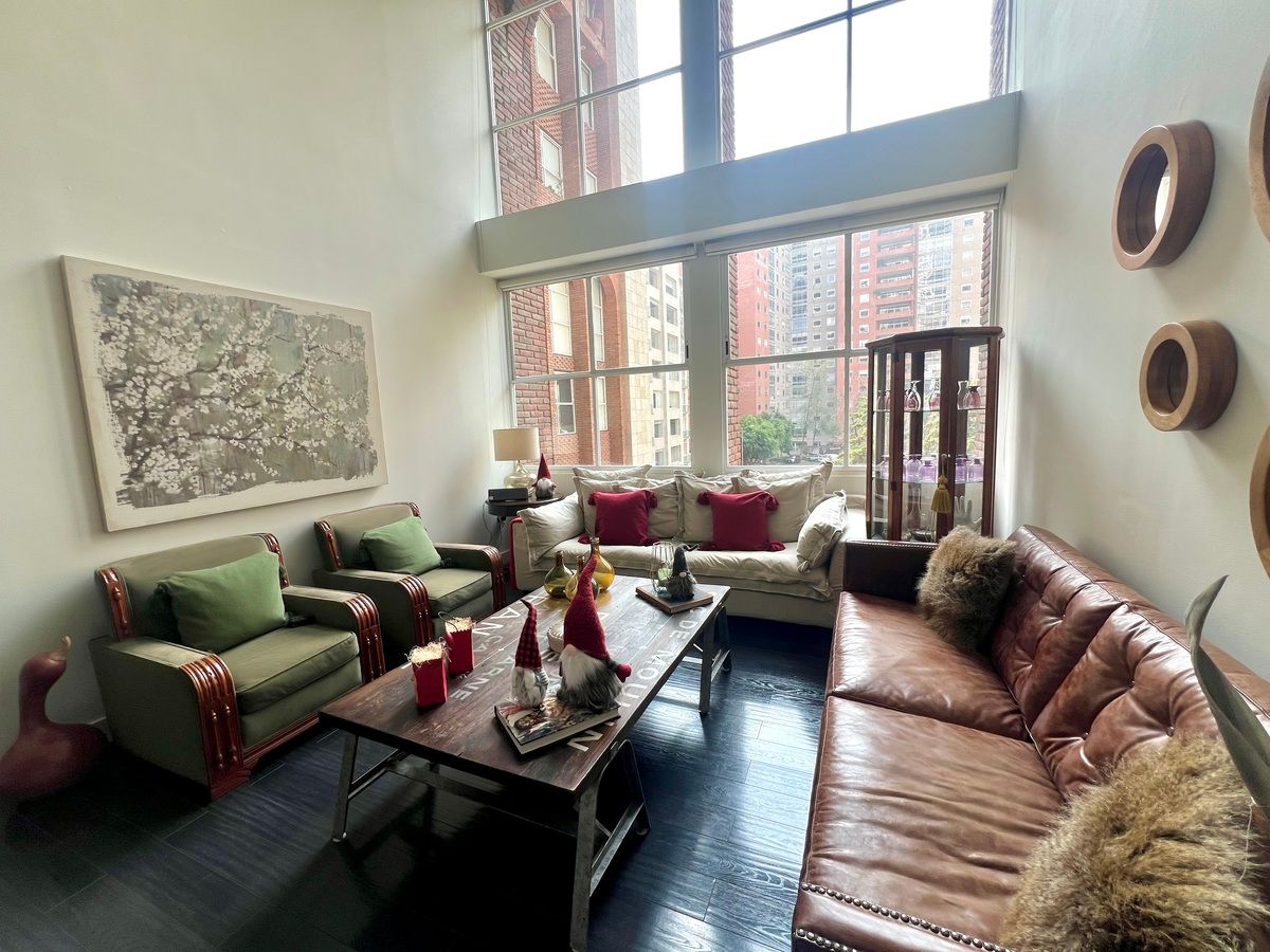 2 de 35: sala doble altura